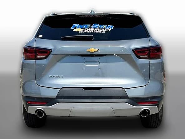 Chevrolet Blazer LT FWD 4dr 2026 — side view
