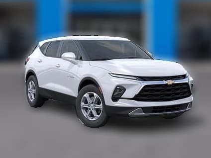 Chevrolet Blazer LT FWD 4dr 2026 — side view