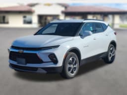 Chevrolet Blazer LT FWD 4dr 2026 — side view