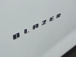 Chevrolet Blazer LT FWD 4dr 2026 — side view