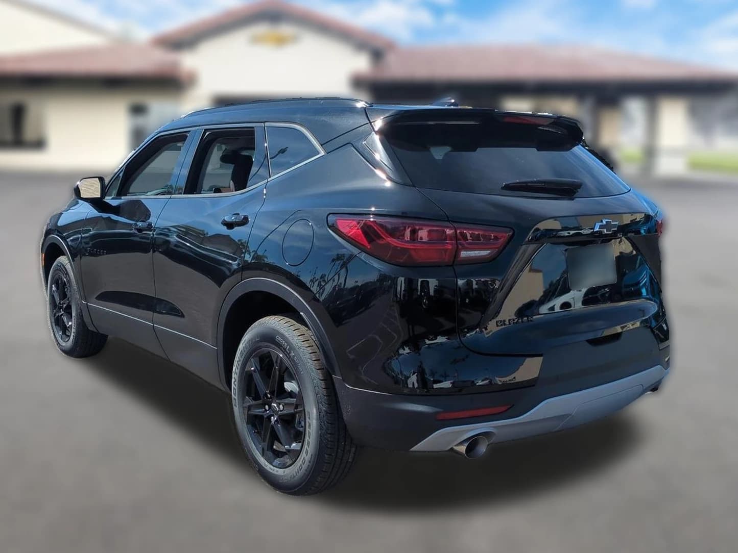 Chevrolet Blazer LT FWD 4dr 2026 — side view