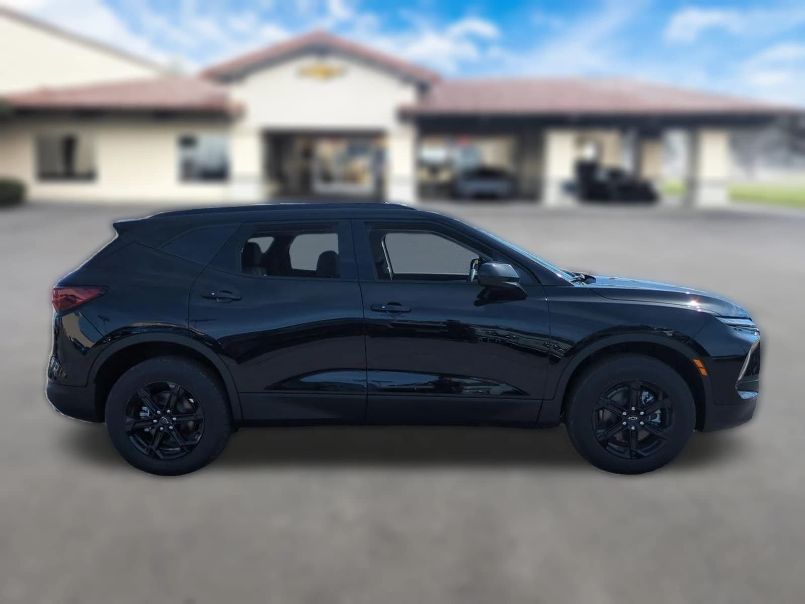 Chevrolet Blazer LT FWD 4dr 2026 — side view