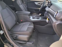 Chevrolet Blazer LT FWD 4dr 2026 — side view