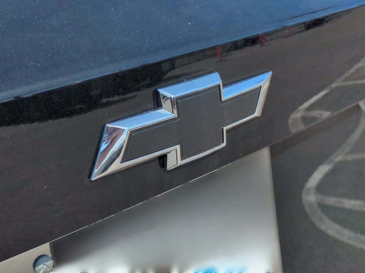 Chevrolet Blazer LT FWD 4dr 2026 — side view