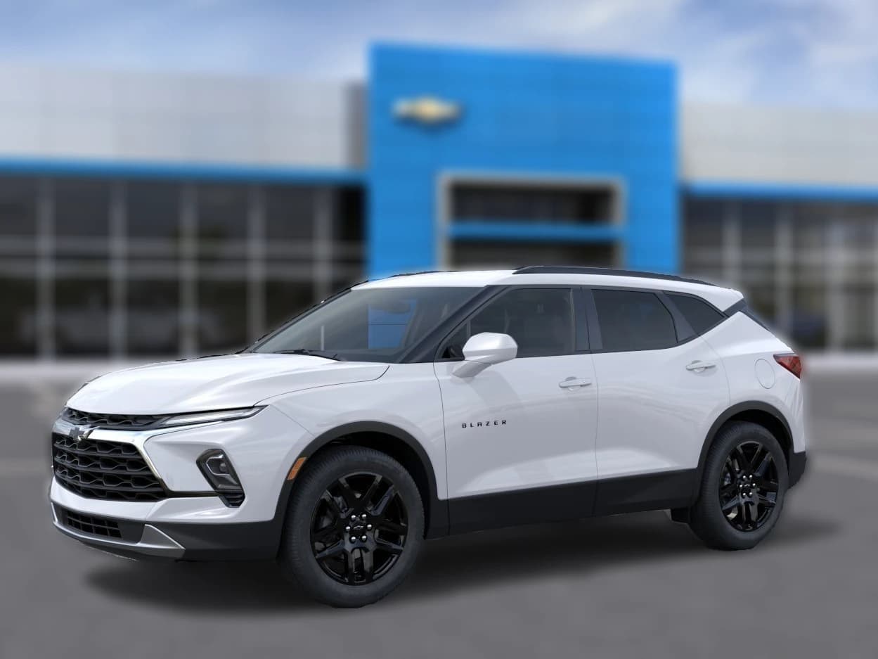Chevrolet Blazer LT FWD 4dr 2026 — side view