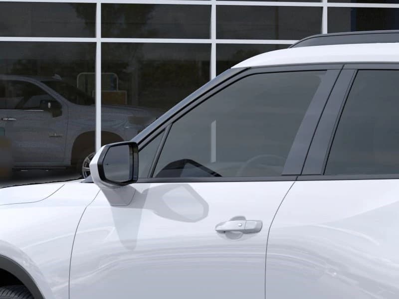 Chevrolet Blazer LT FWD 4dr 2026 — side view