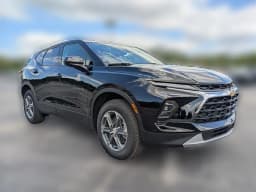 Chevrolet Blazer LT FWD 4dr 2026 — side view