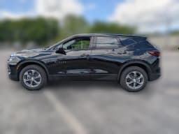 Chevrolet Blazer LT FWD 4dr 2026 — side view