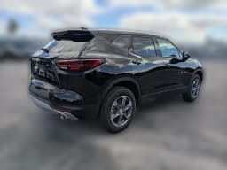 Chevrolet Blazer LT FWD 4dr 2026 — side view
