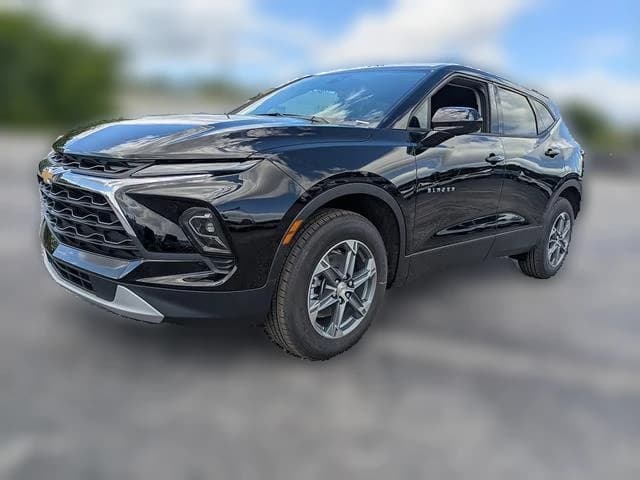 Chevrolet Blazer LT FWD 4dr 2026 — side view