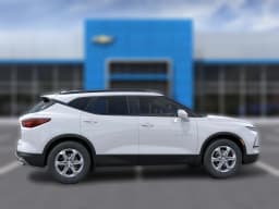 Chevrolet Blazer LT FWD 4dr 2026 — side view