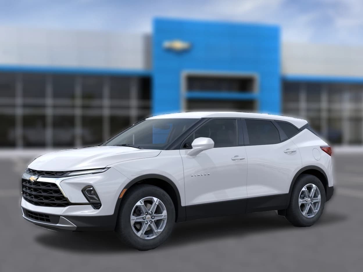 Chevrolet Blazer LT FWD 4dr 2026 — side view