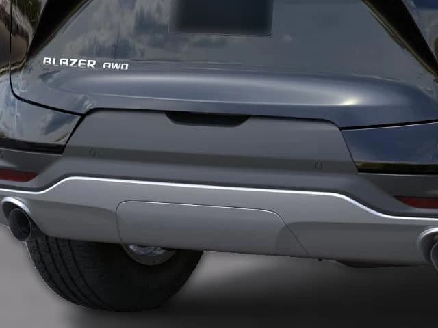 Chevrolet Blazer LT AWD 4dr 2026 — side view