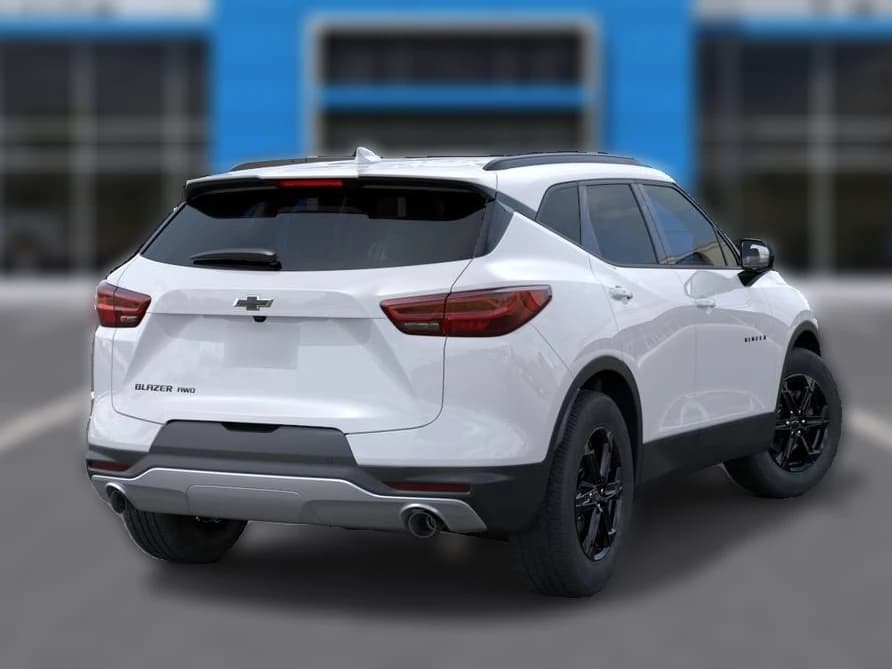 Chevrolet Blazer LT AWD 4dr 2026 — side view