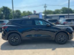 Chevrolet Blazer LT AWD 4dr 2026 — side view