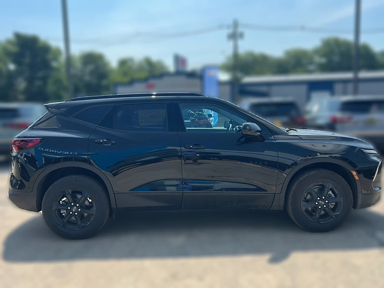 Chevrolet Blazer LT AWD 4dr 2026 — side view