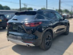Chevrolet Blazer LT AWD 4dr 2026 — side view
