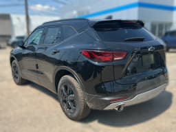 Chevrolet Blazer LT AWD 4dr 2026 — side view