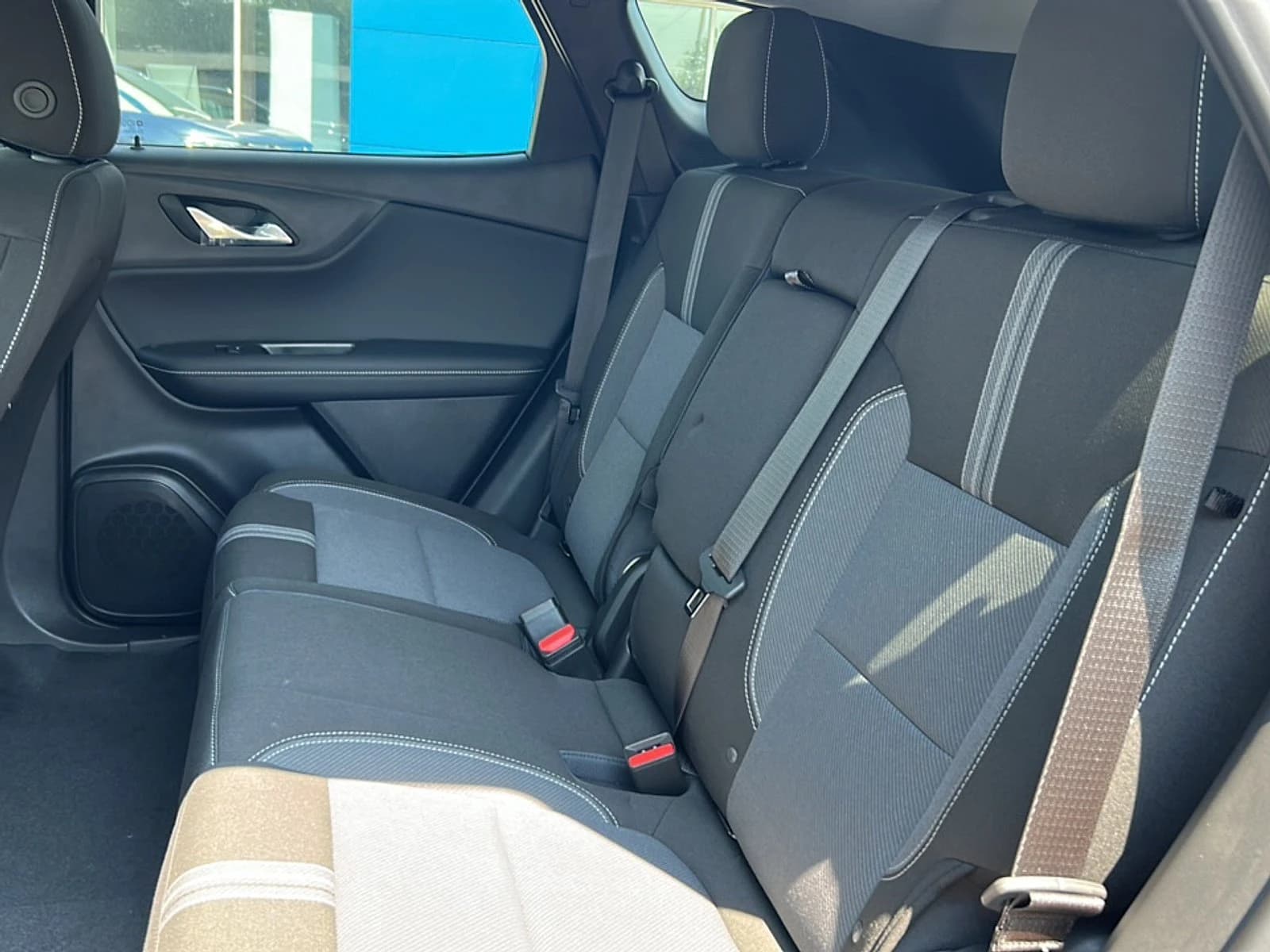 Chevrolet Blazer LT AWD 4dr 2026 — side view