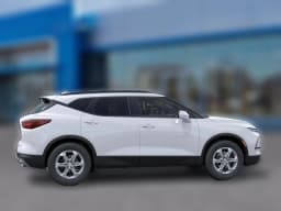 Chevrolet Blazer LT AWD 4dr 2026 — side view
