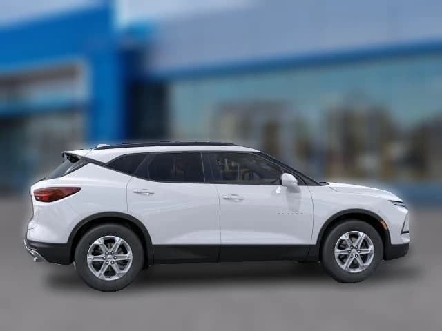 Chevrolet Blazer LT AWD 4dr 2026 — side view
