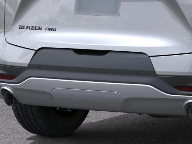 Chevrolet Blazer LT AWD 4dr 2026 — side view