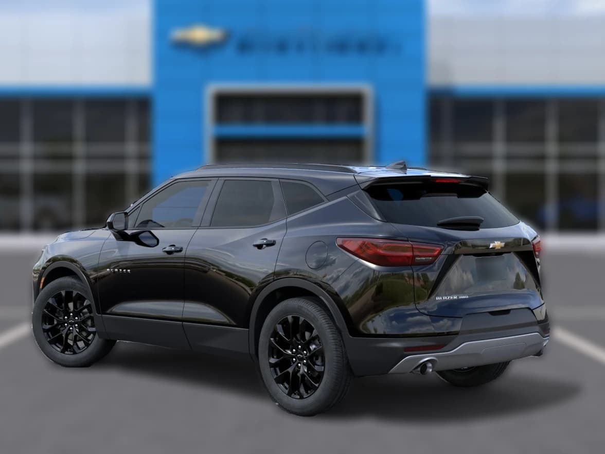 Chevrolet Blazer LT AWD 4dr 2026 — side view