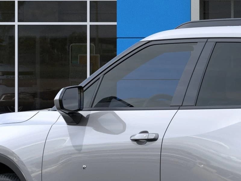 Chevrolet Blazer LT AWD 4dr 2026 — side view