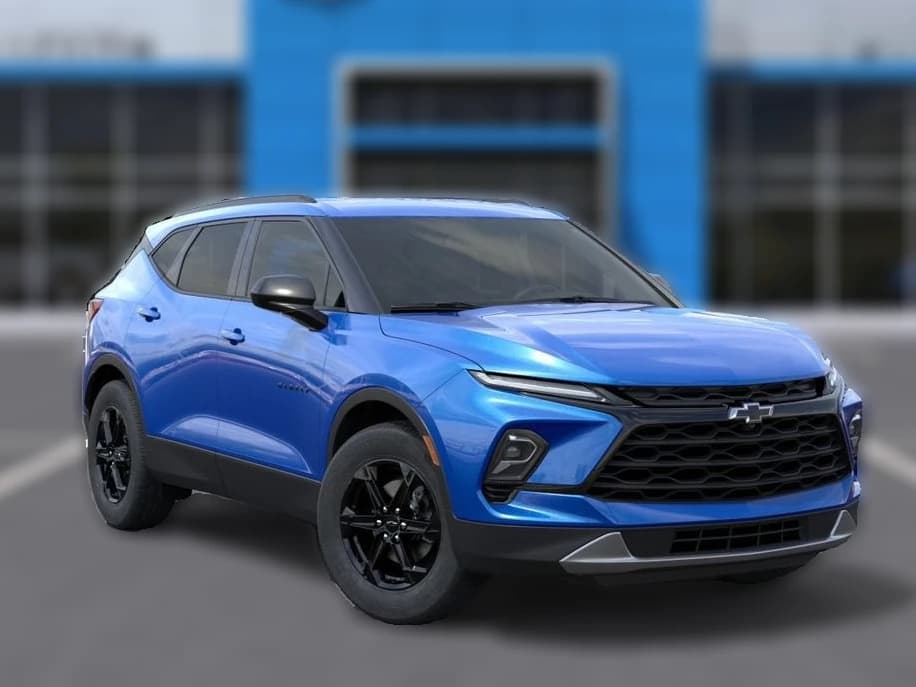 Chevrolet Blazer LT AWD 4dr 2026 — side view