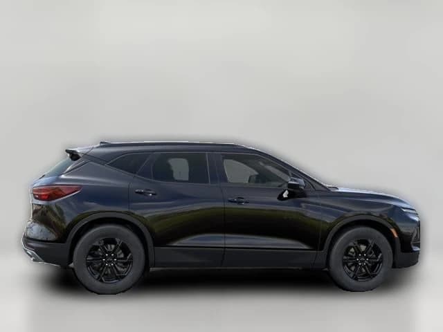 Chevrolet Blazer LT AWD 4dr 2026 — side view