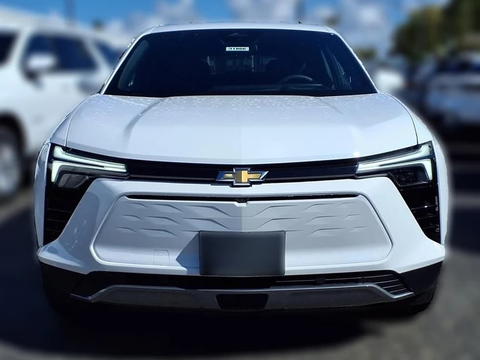 Chevrolet Blazer EV FWD LT 4dr 2026 — side view