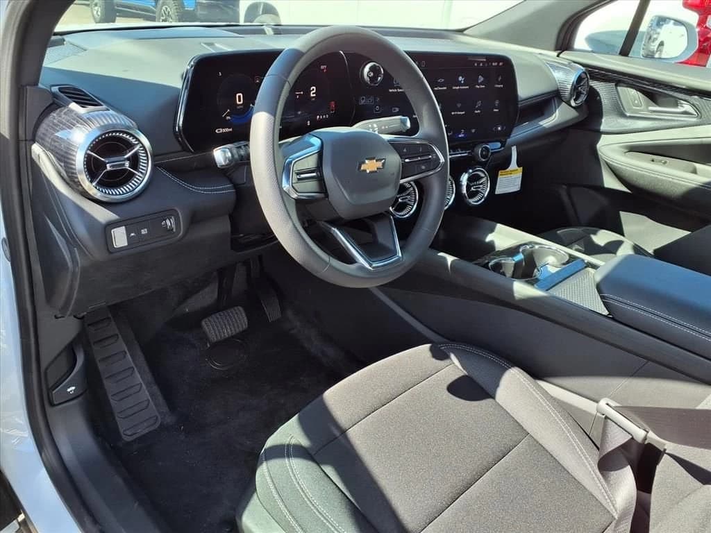 Chevrolet Blazer EV FWD LT 4dr 2026 — side view