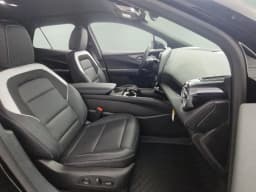 Chevrolet Blazer EV AWD LT 4dr 2025 — side view