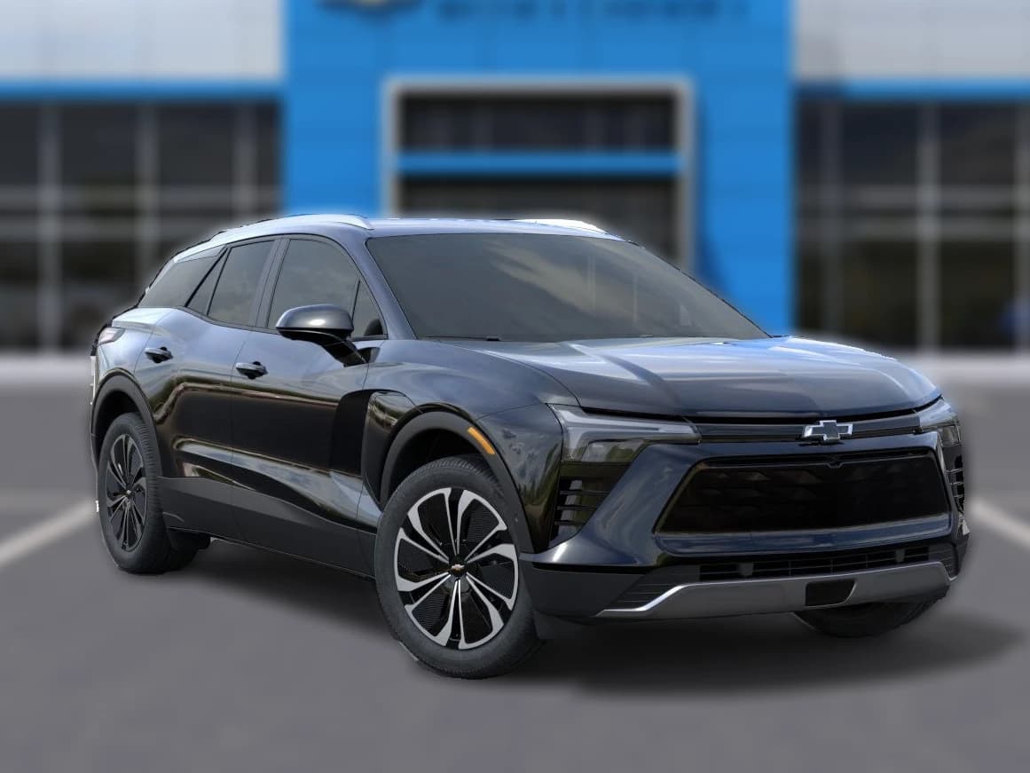 Chevrolet Blazer EV AWD LT 4dr 2025 — side view