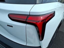 Chevrolet Blazer EV AWD LT 4dr 2026 — side view