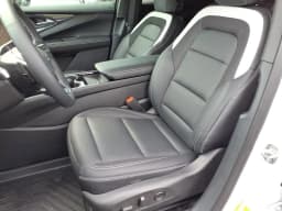 Chevrolet Blazer EV AWD LT 4dr 2026 — side view