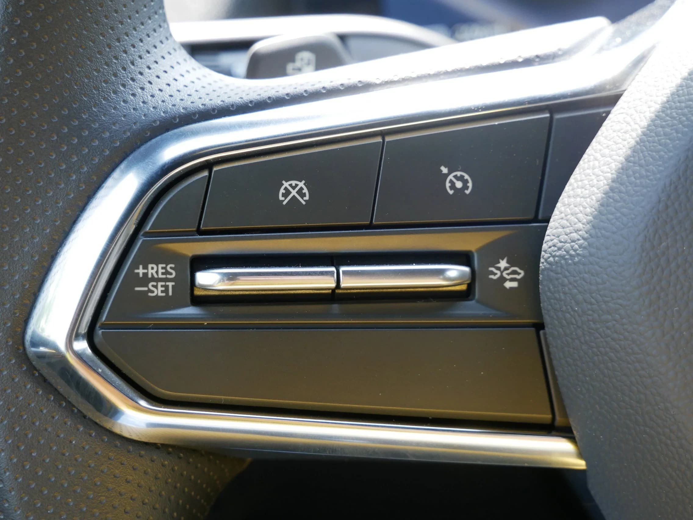 Honda Prologue EX AWD 2026 — side view