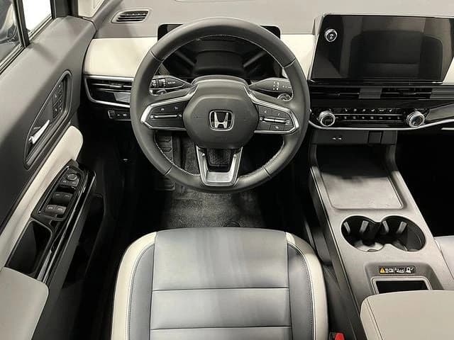Honda Prologue Touring AWD 2026 — side view
