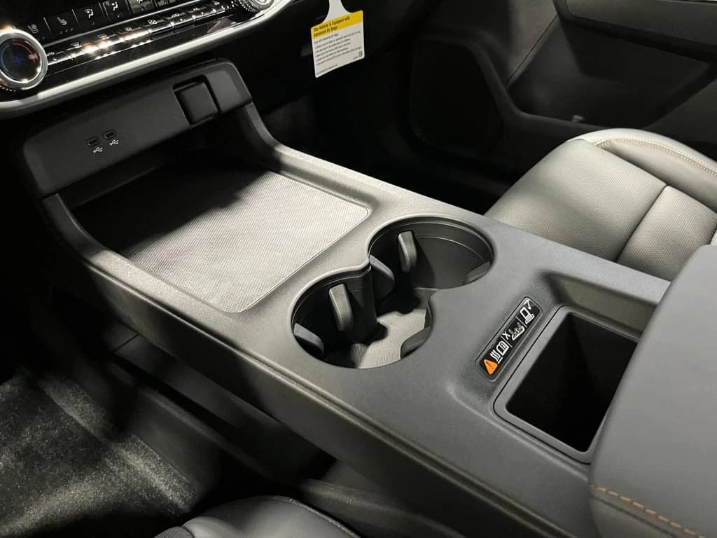 Honda Prologue Elite AWD 2026 — side view
