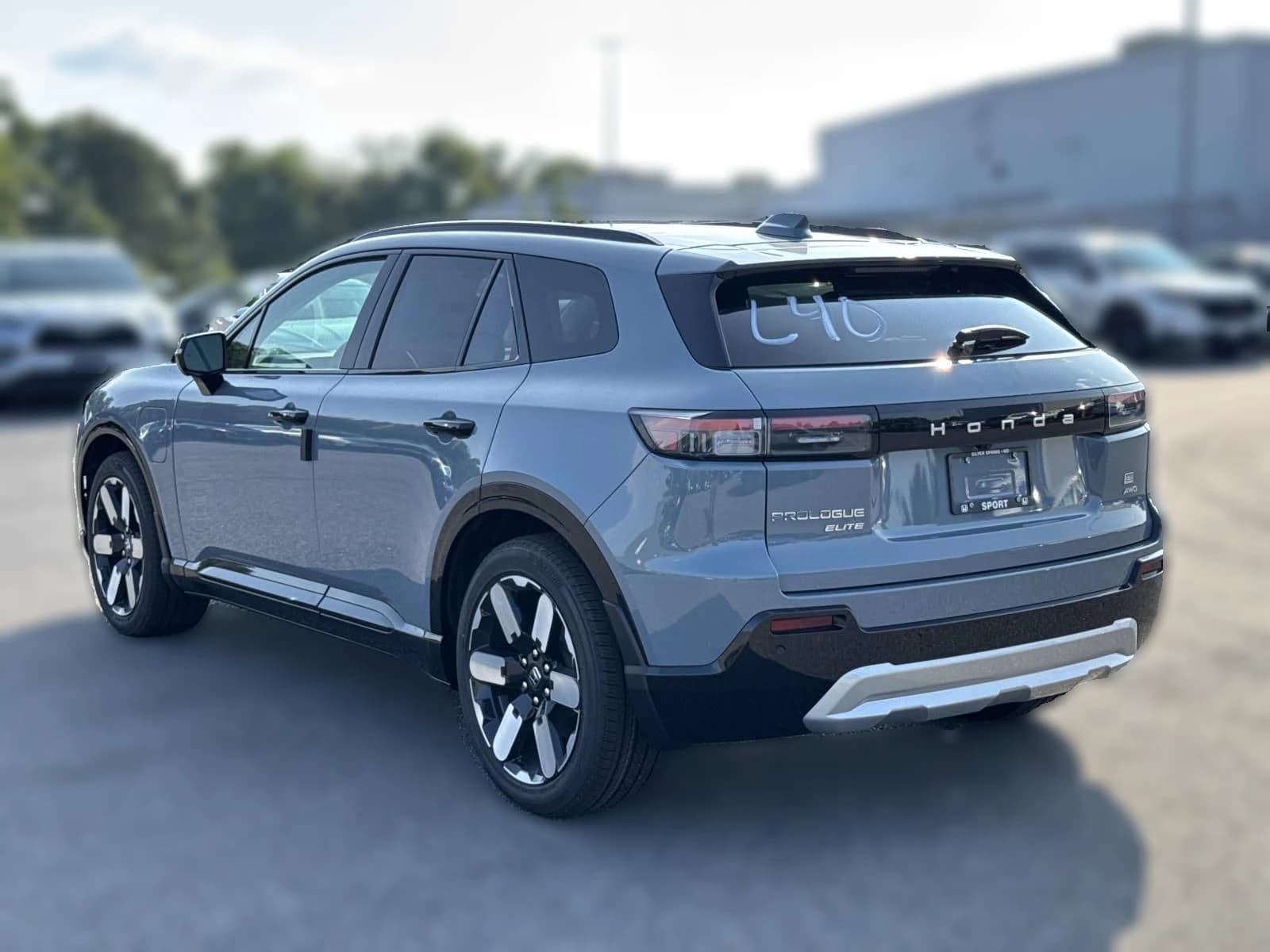 Honda Prologue Elite AWD 2026 — side view