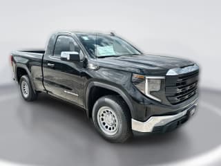 GMC Sierra 1500 Pro 2WD Reg Cab 126"