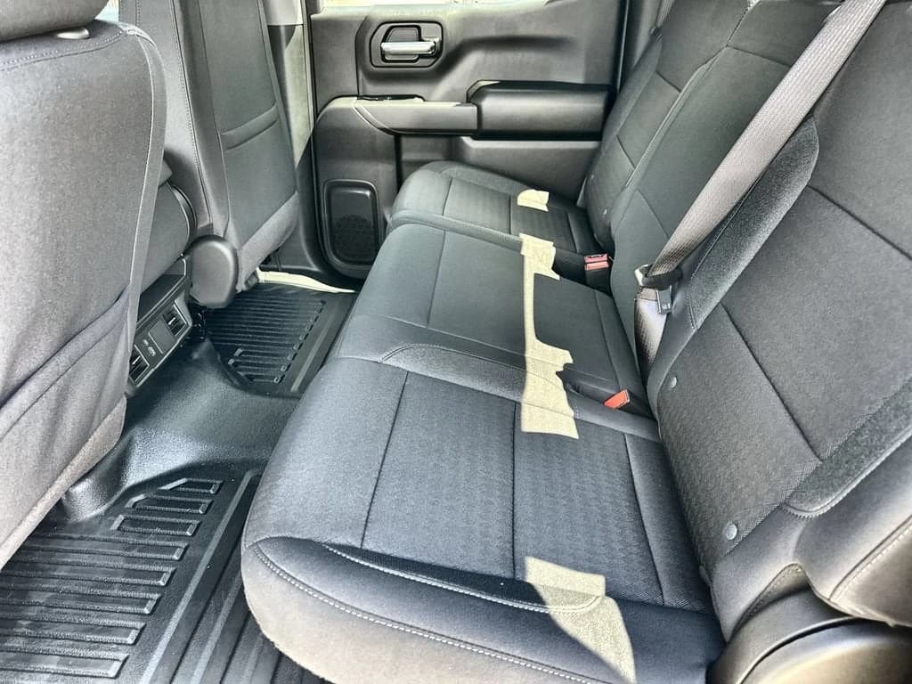 GMC Sierra 1500 Pro 2WD Crew Cab 147" 2026 — side view
