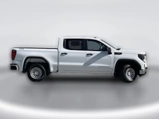 GMC Sierra 1500 Pro 4WD Crew Cab 157"