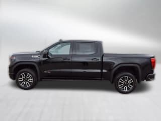 GMC Sierra 1500 AT4 4WD Crew Cab 147"