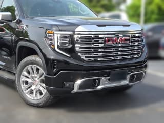 GMC Sierra 1500 Denali 4WD Crew Cab 147"