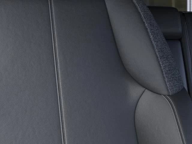 Cadillac OPTIQ Luxury 4dr 2027 — side view