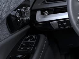 Cadillac OPTIQ Luxury 4dr 2027 — side view