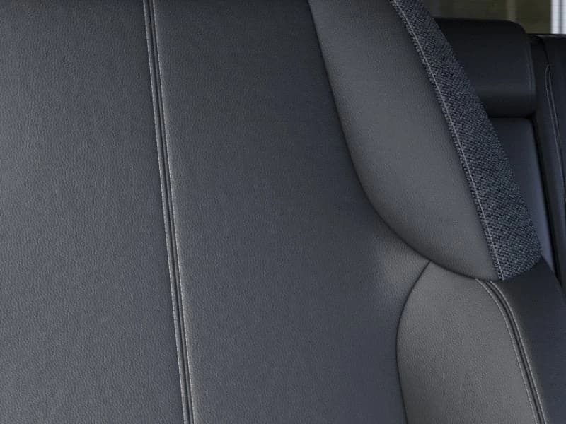 Cadillac OPTIQ Luxury 4dr 2027 — side view