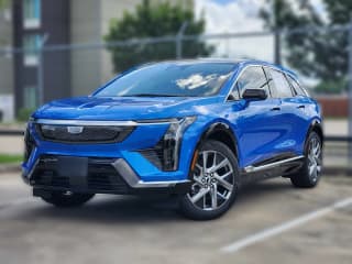 Cadillac OPTIQ Luxury 4dr w/1SC