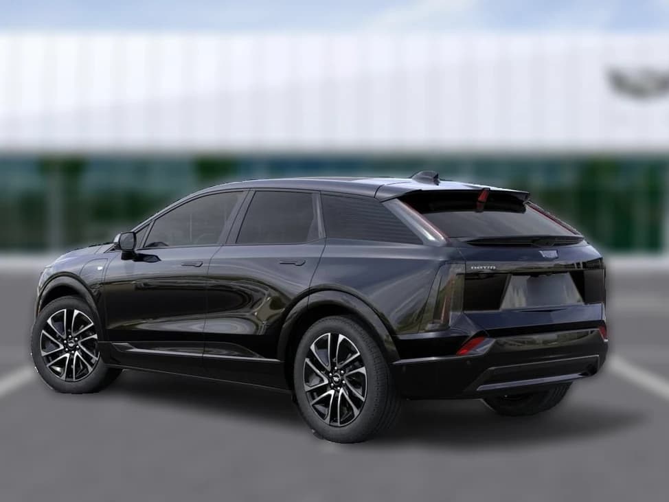 Cadillac OPTIQ Sport 4dr 2027 — side view